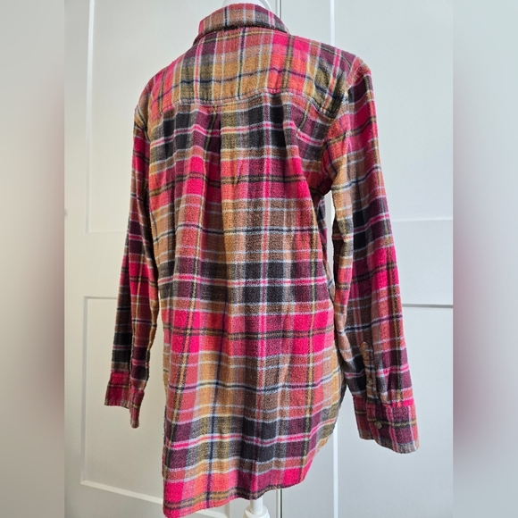 American Eagle Plaid Button-Up Shirt in Pink and Brown - Picture 4 of 9